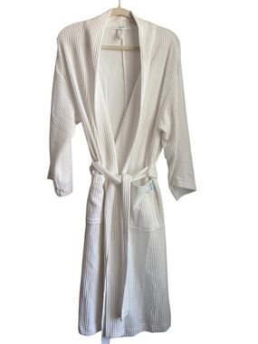 Bliss White Waffle-Knit Robe